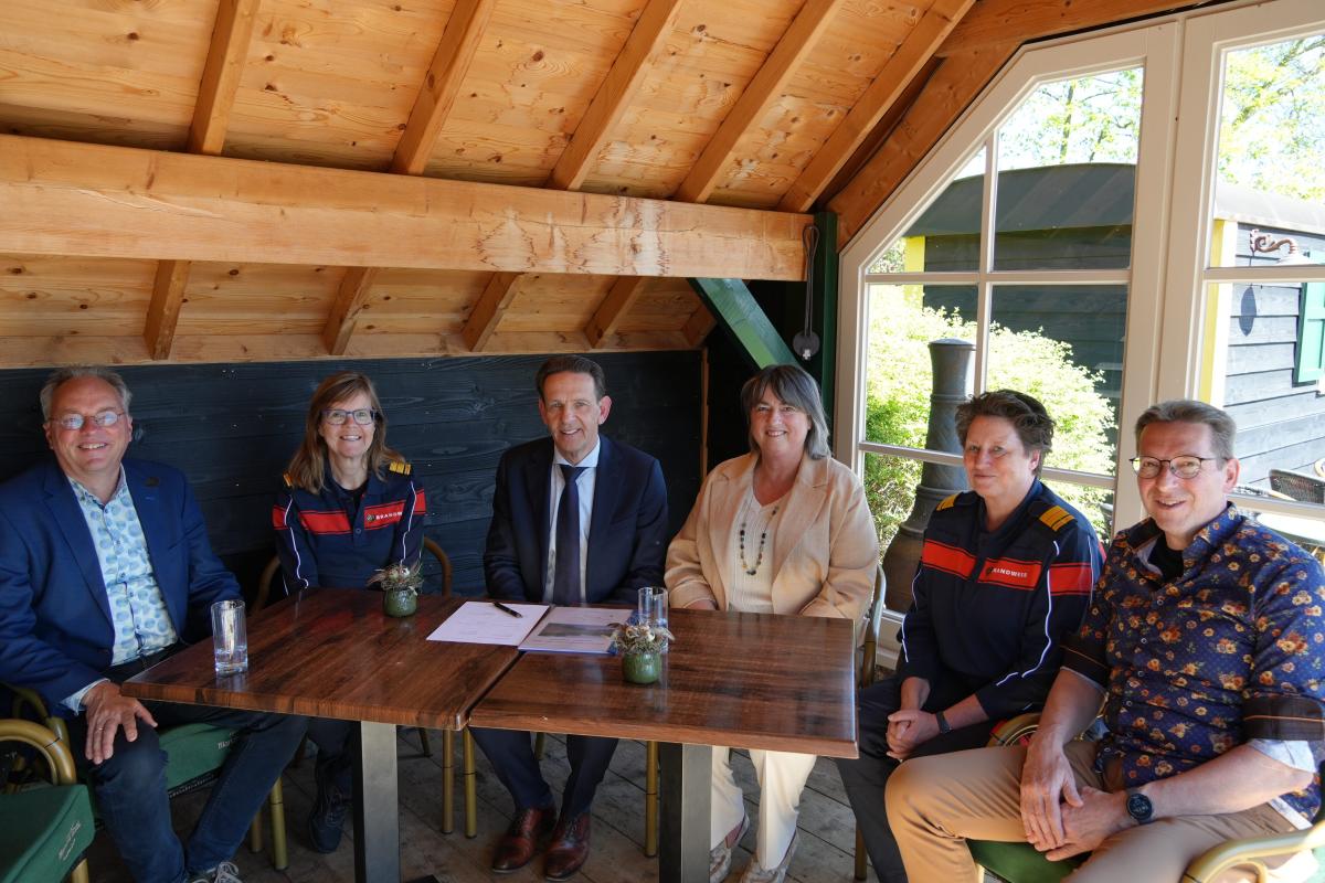 Ondertekening NBMP Weertbos-Hugterheide